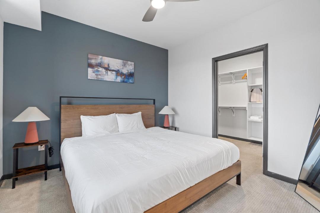 Photo of Bedroom in Lockerbie Square