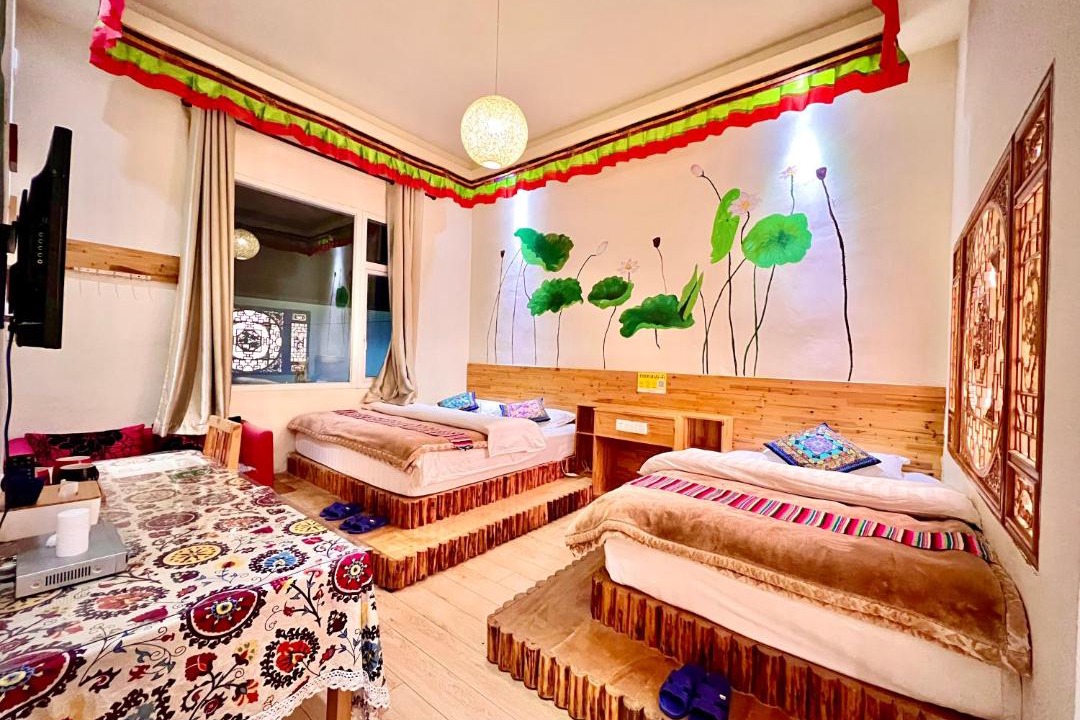 Photo of Bedroom in Shangri-La