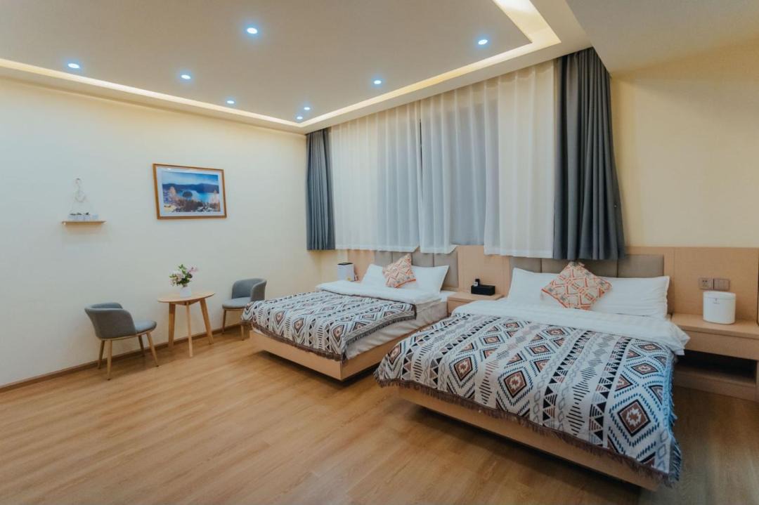 Photo of Bedroom in Shangri-La