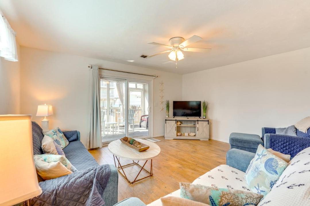 Photo of Livingroom in Cape San Blas