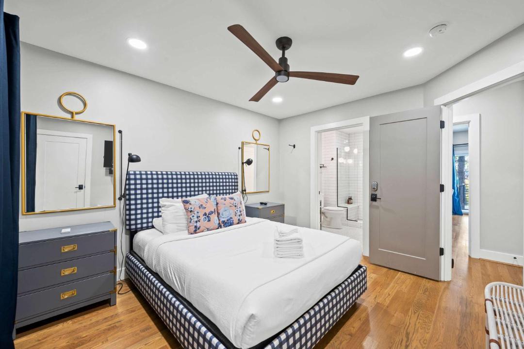 Photo of Bedroom in Mount Adams