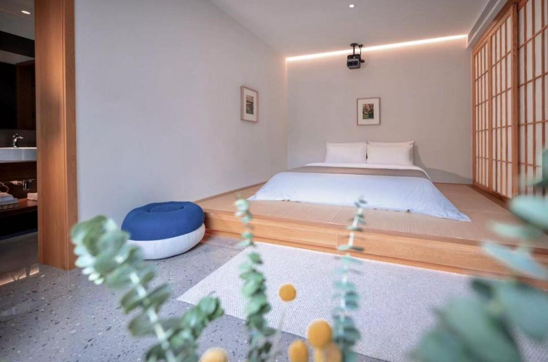 Photo of Bedroom in Emeishan