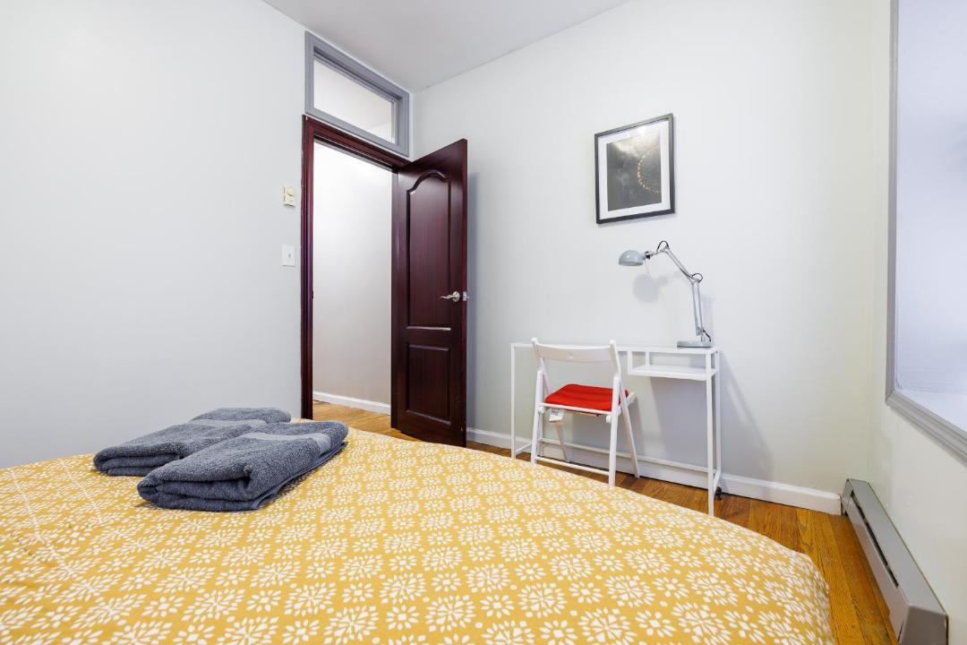 Photo of Bedroom in Manhattan Valley