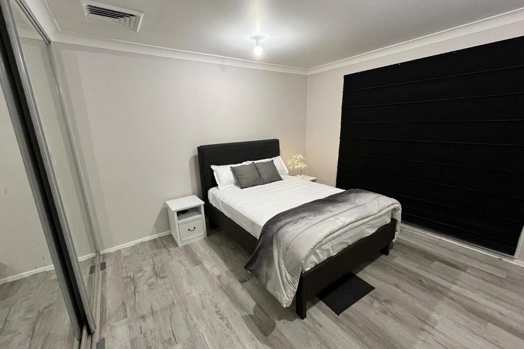 Photo of Bedroom in Shalvey