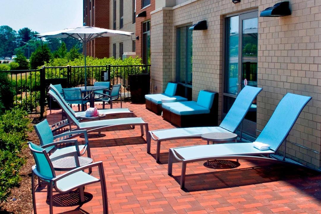 Photo of Patio Balcony in East Syracuse