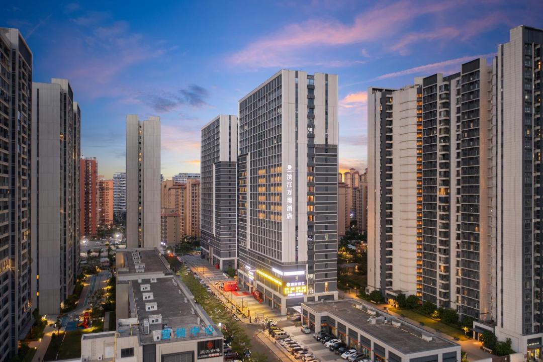 Photo of Buildings in Qiongshan