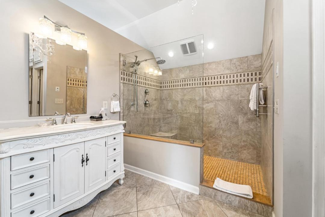 Photo of Bathroom in Lexington
