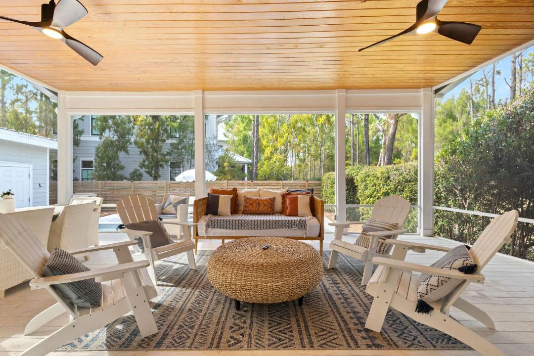 Photo of Patio Balcony in White's Gulfview