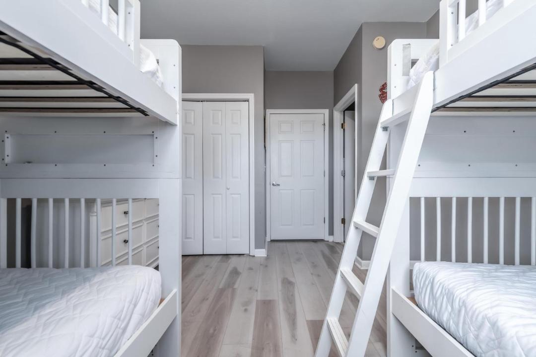 Photo of Bedroom in Frangista Beach