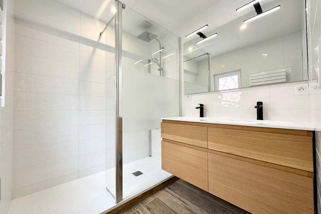 Photo of Bathroom in Riantec