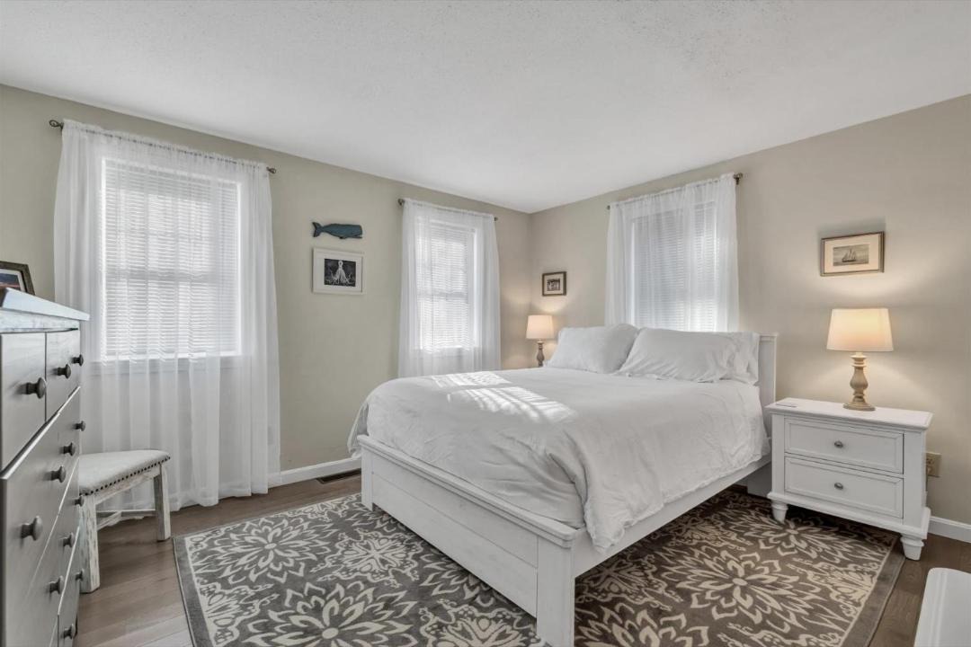 Photo of Bedroom in Cataumet