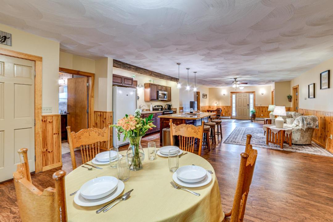 Photo of Kitchen in Lisle
