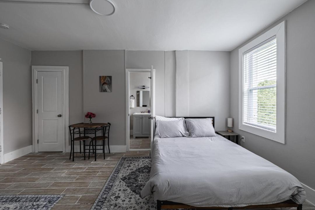 Photo of Bedroom in Dupont Circle