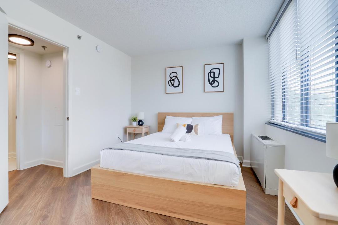 Photo of Bedroom in Pentagon City
