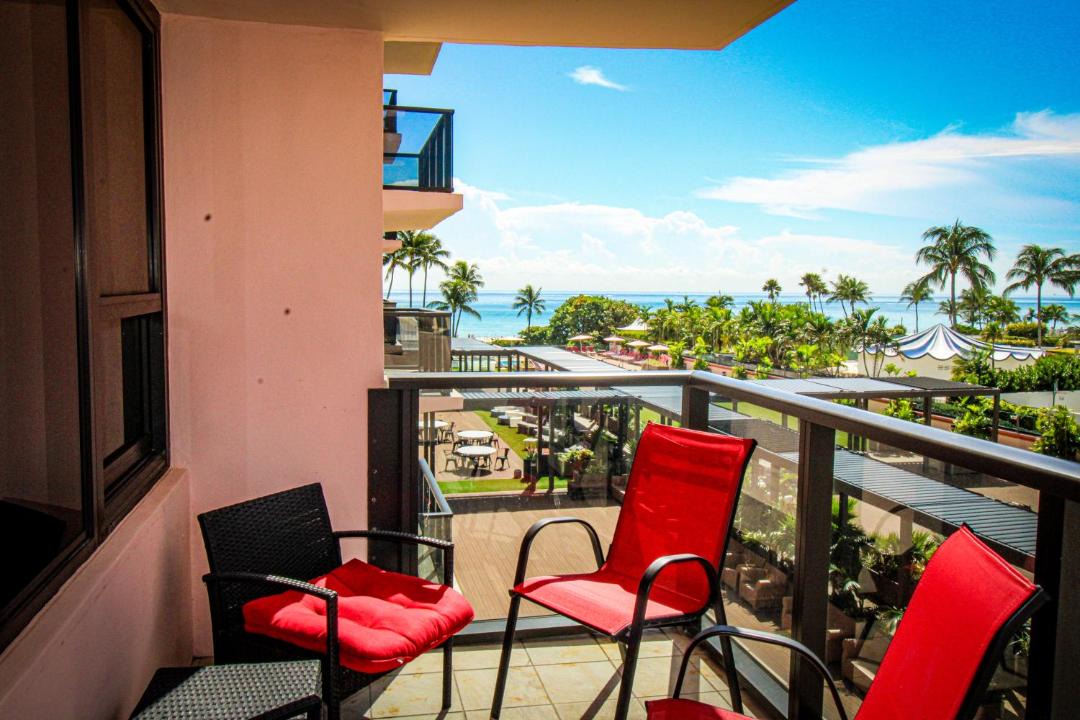 Photo of Patio Balcony in Mid Beach