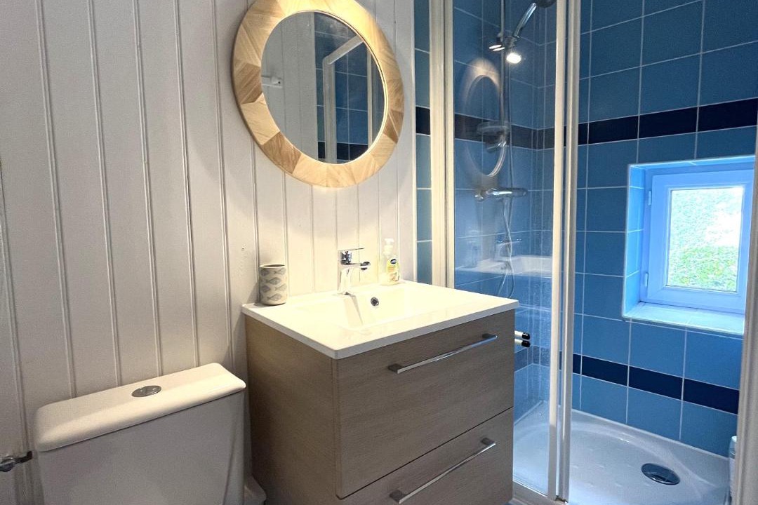 Photo of Bathroom in Groix
