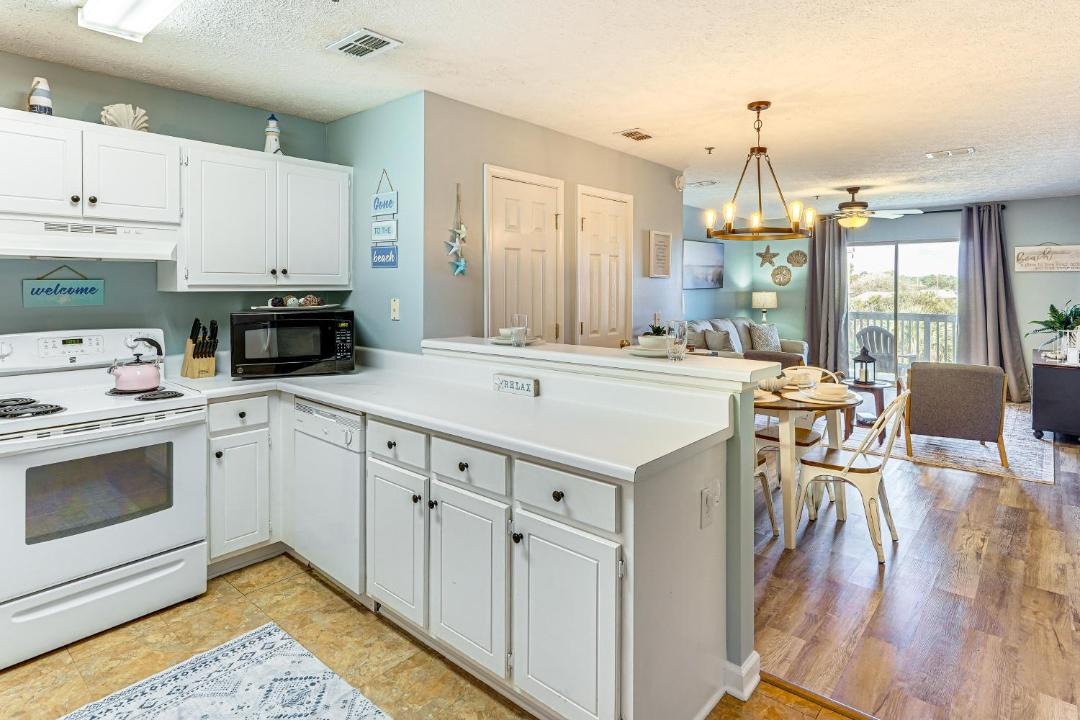 Photo of Kitchen in Bahama Beach