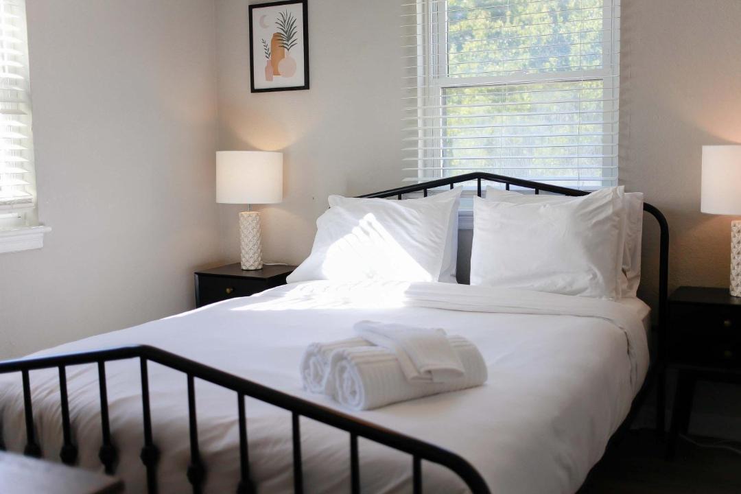 Photo of Bedroom in Cottage Line