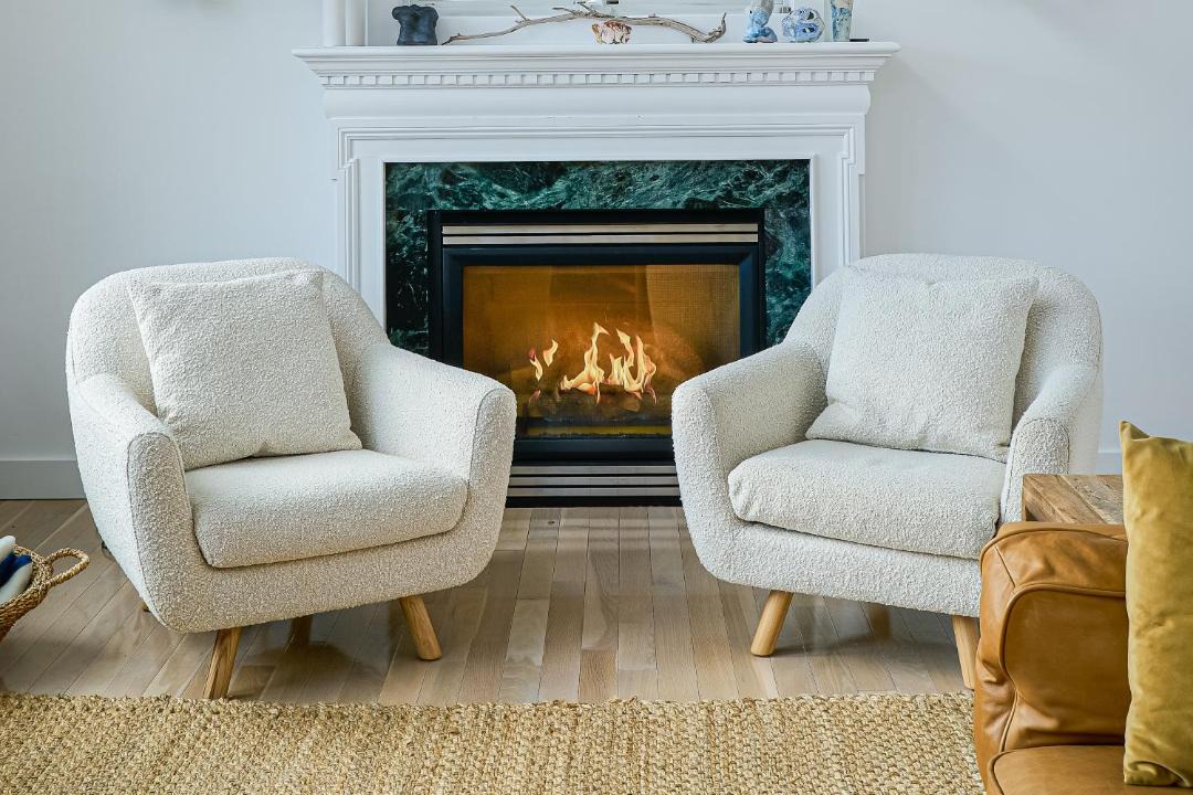 Photo of Livingroom in Truro