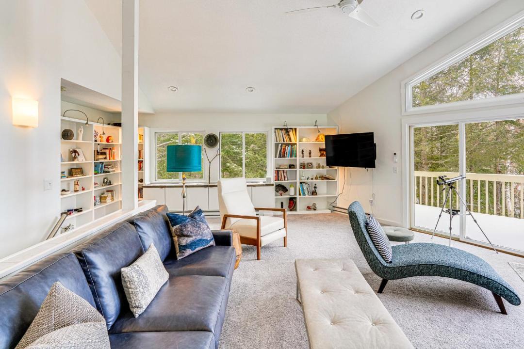 Photo of Livingroom in Otis