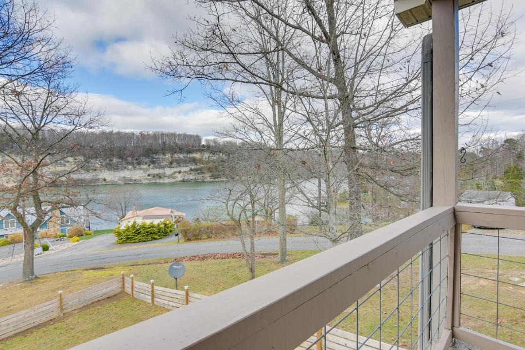 Photo of Patio Balcony in Ingles