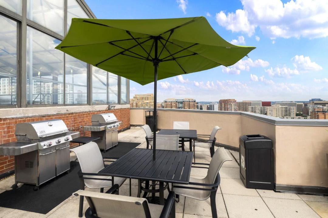 Photo of Patio Balcony in Pentagon City