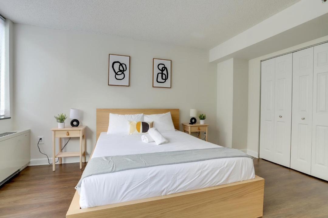 Photo of Bedroom in Pentagon City