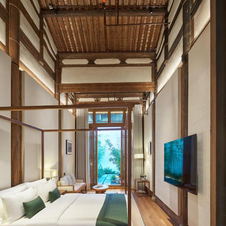 Photo of Bedroom in Three Lanes and Seven Alleys
