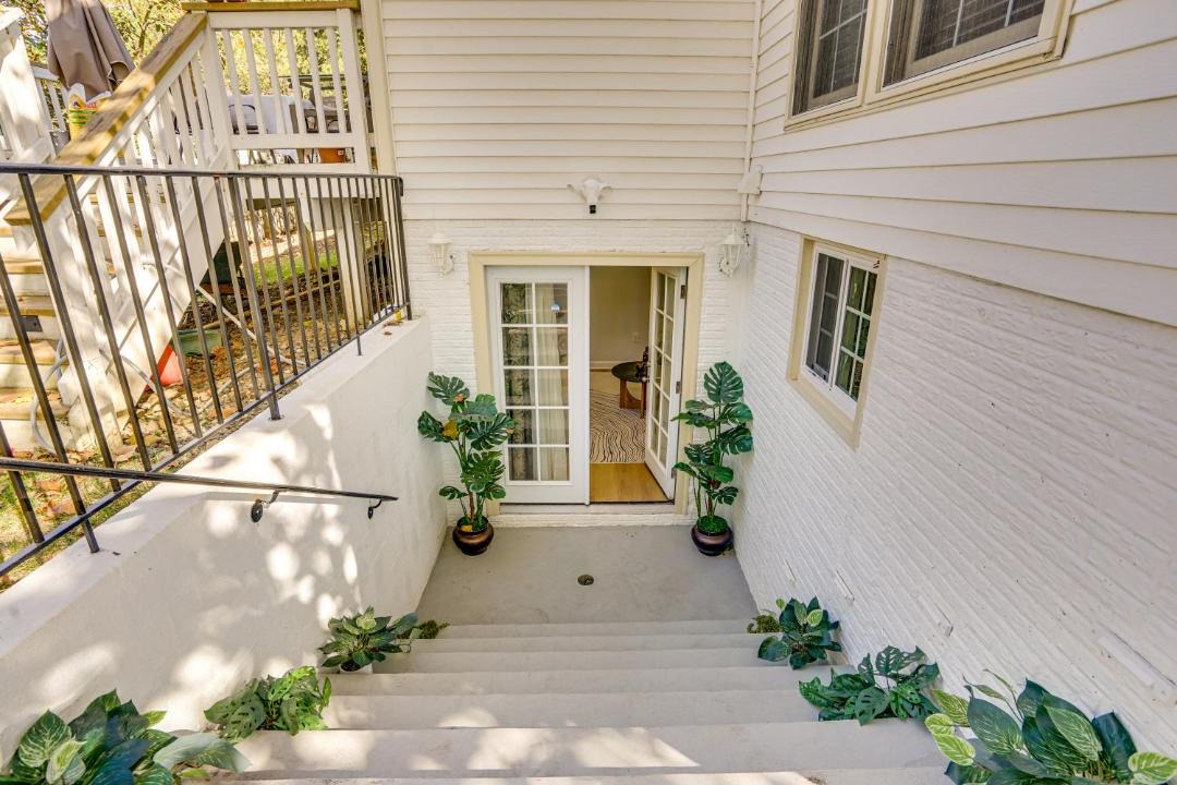 Photo of Patio Balcony in Herndon
