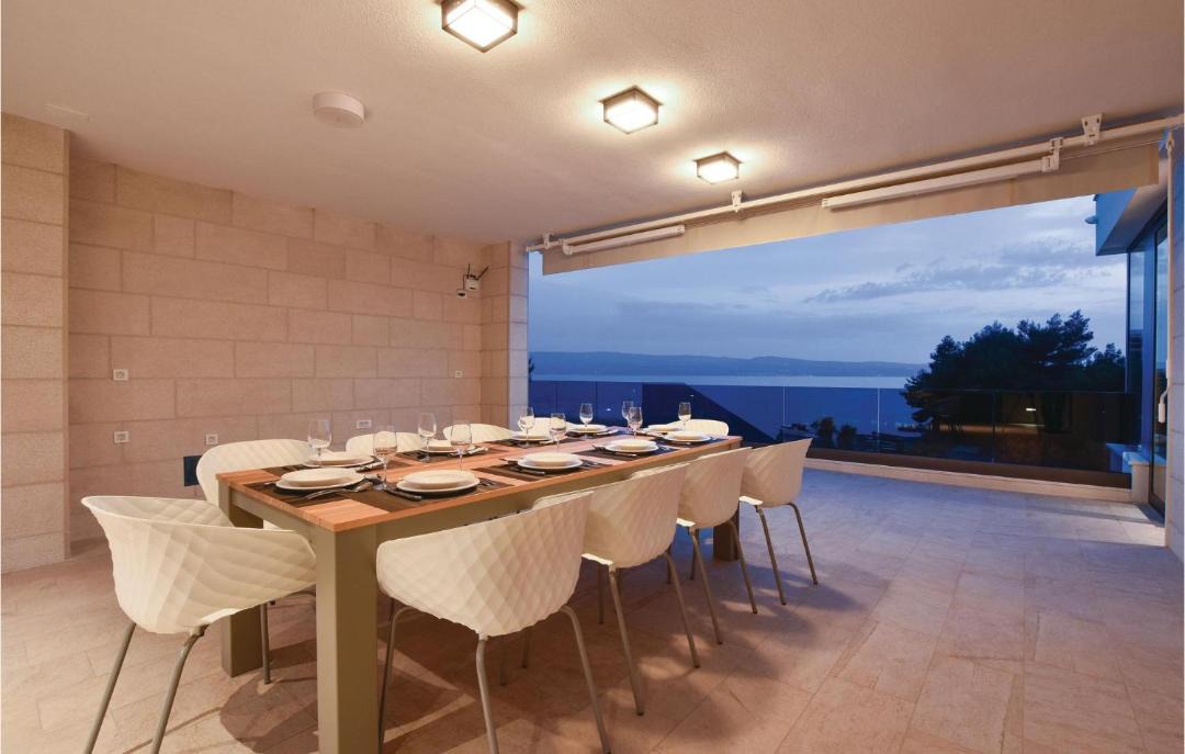 Photo of Others in Omis