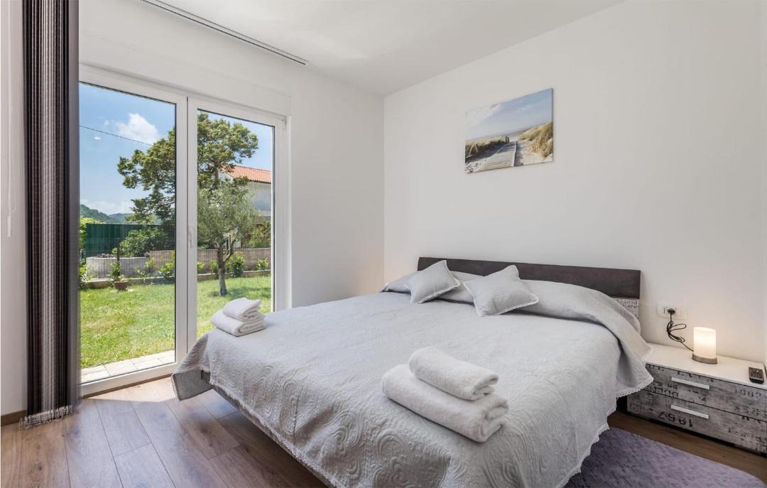 Photo of Bedroom in Sarsoni