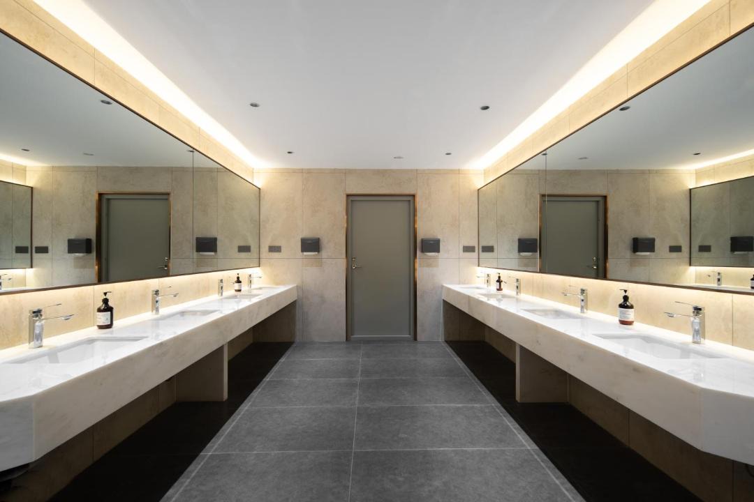 Photo of Bathroom in Yanta Qu