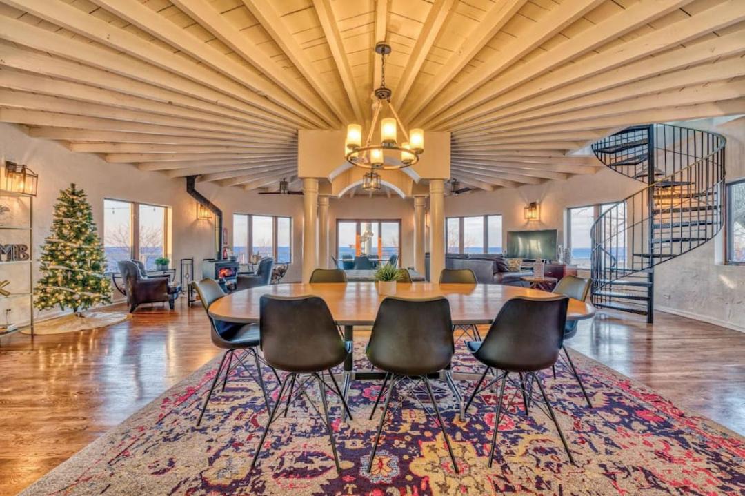 Photo of Livingroom in Miller Beach