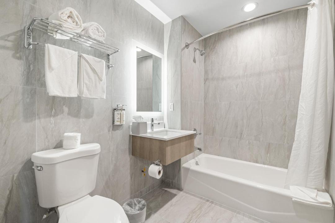 Photo of Bathroom in West Bronx
