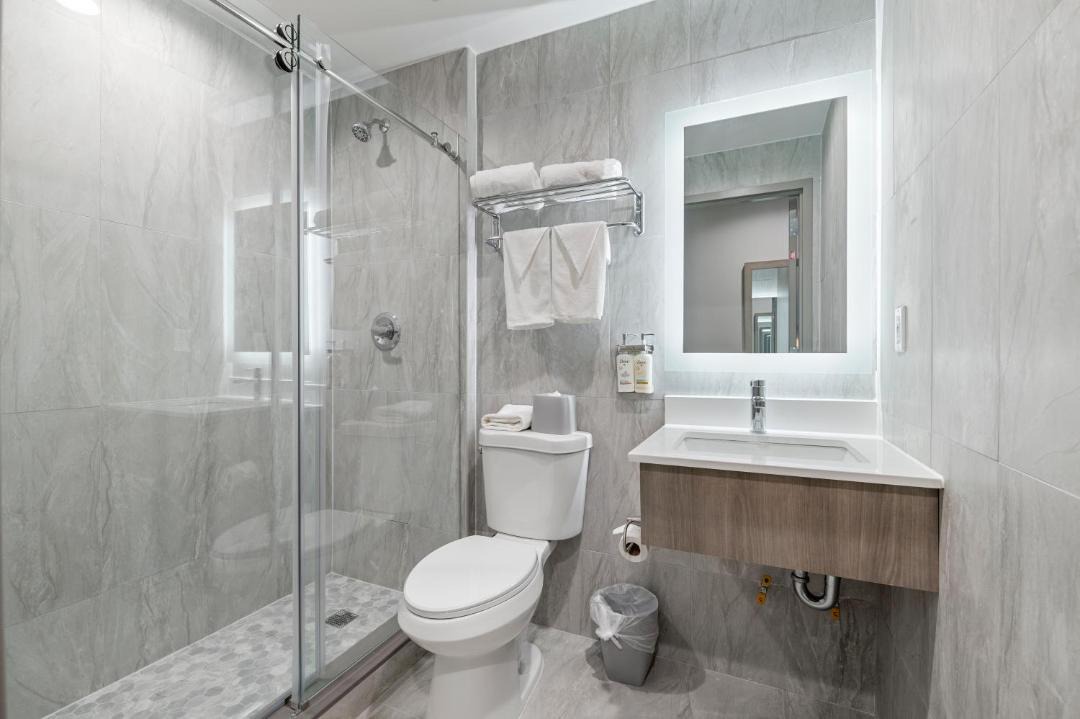 Photo of Bathroom in West Bronx