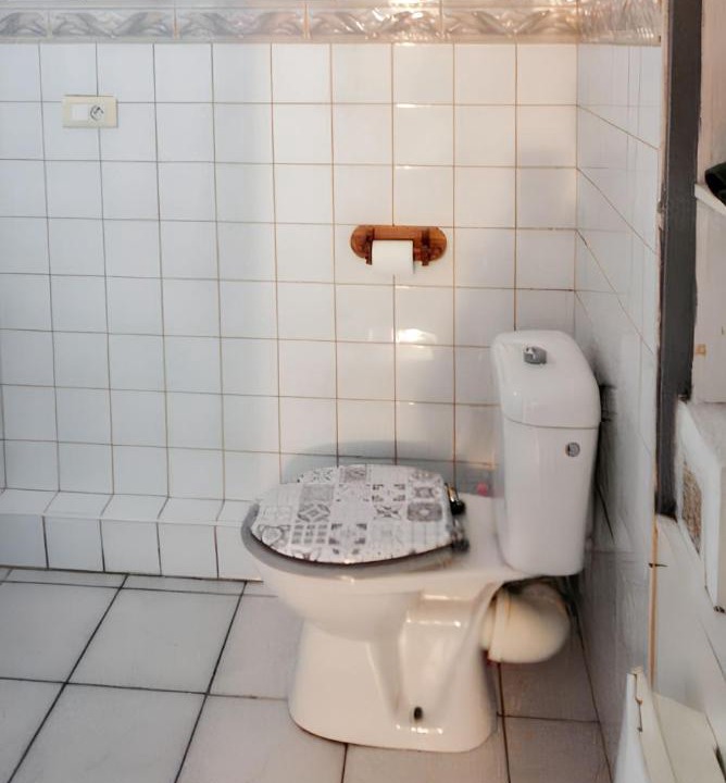 Photo of Bathroom in Montfavet