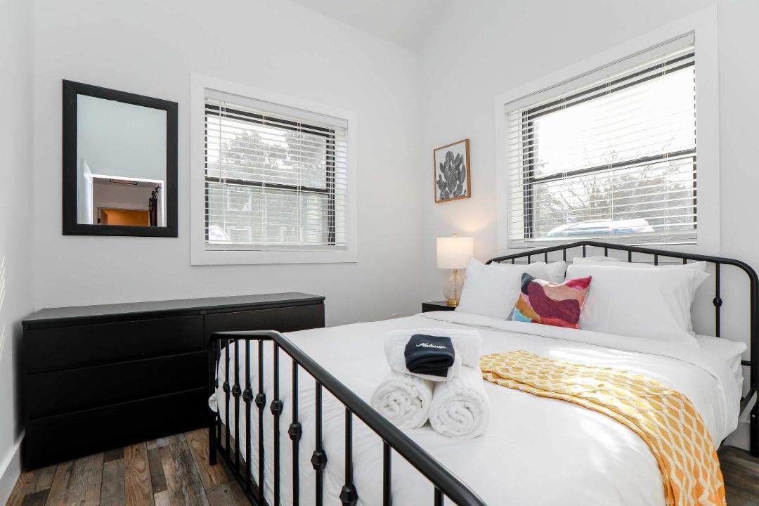 Photo of Bedroom in Chic's Beach