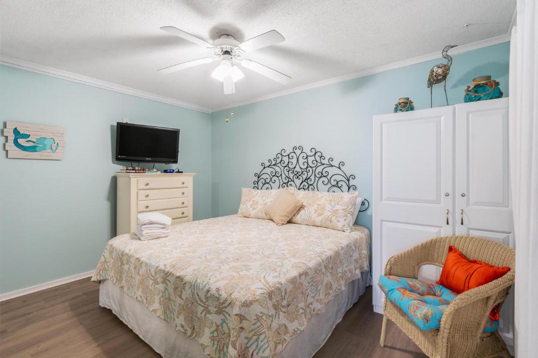 Photo of Bedroom in Windy Hill