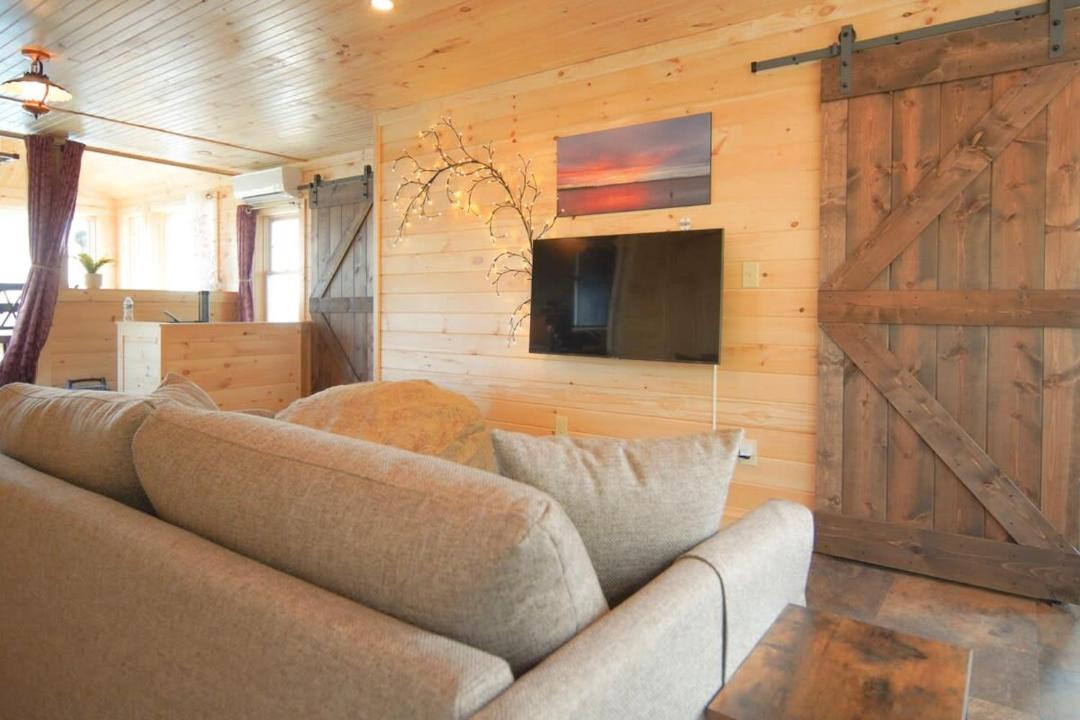 Photo of Livingroom in Plattsburgh