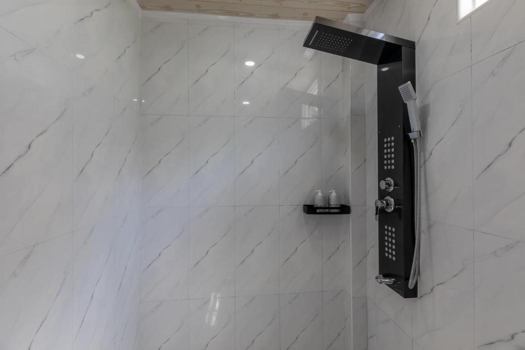 Photo of Bathroom in Omadhoo