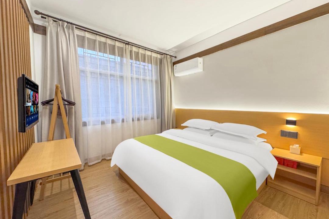 Photo of Bedroom in Fenghuang