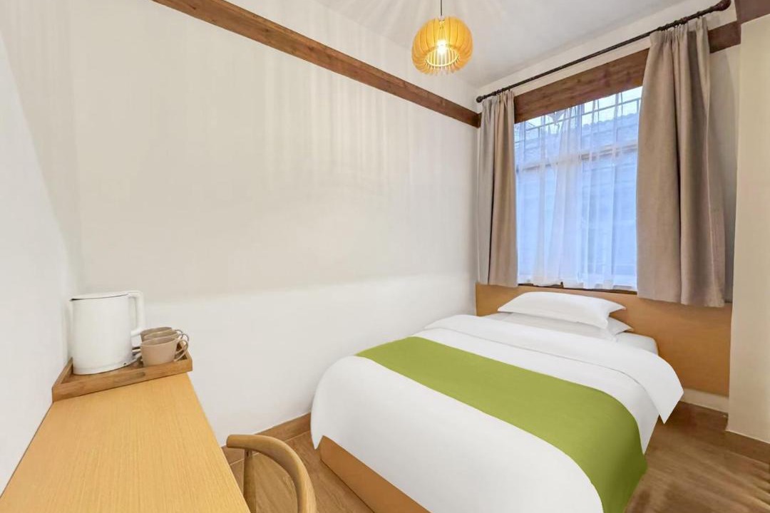 Photo of Bedroom in Fenghuang