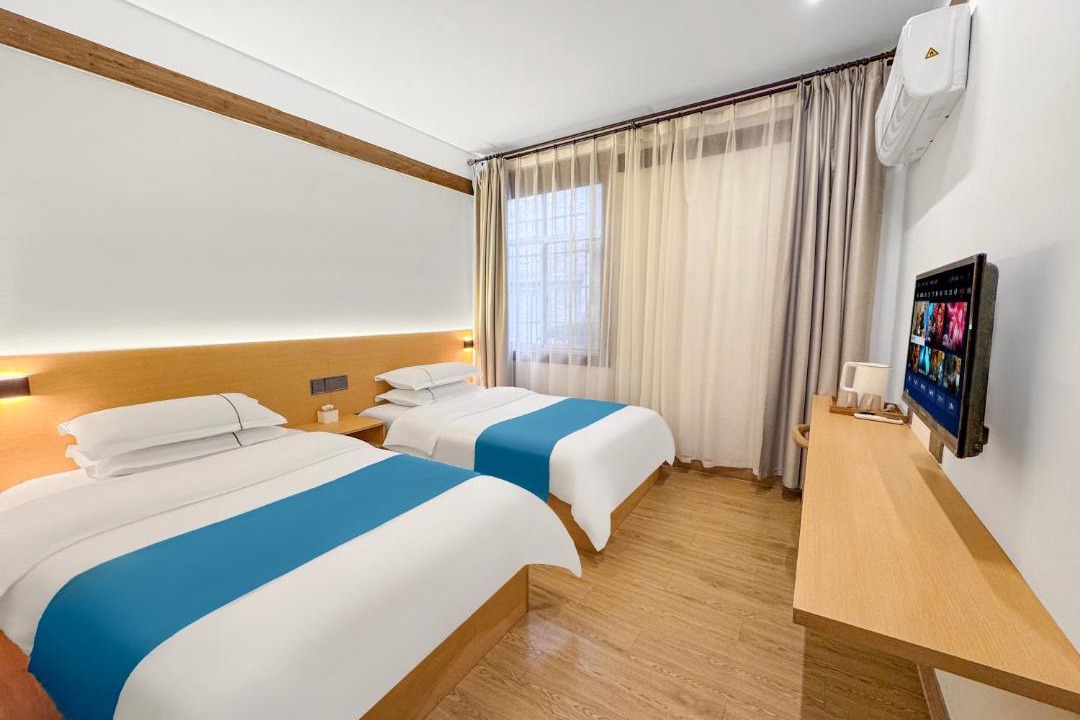 Photo of Bedroom in Fenghuang
