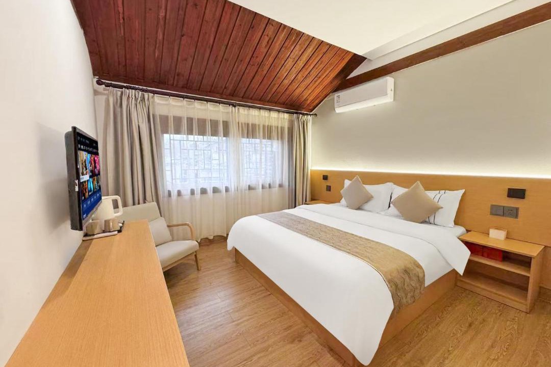 Photo of Bedroom in Fenghuang