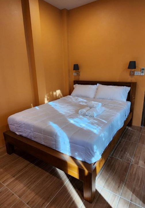 Photo of Bedroom in Si Prachan