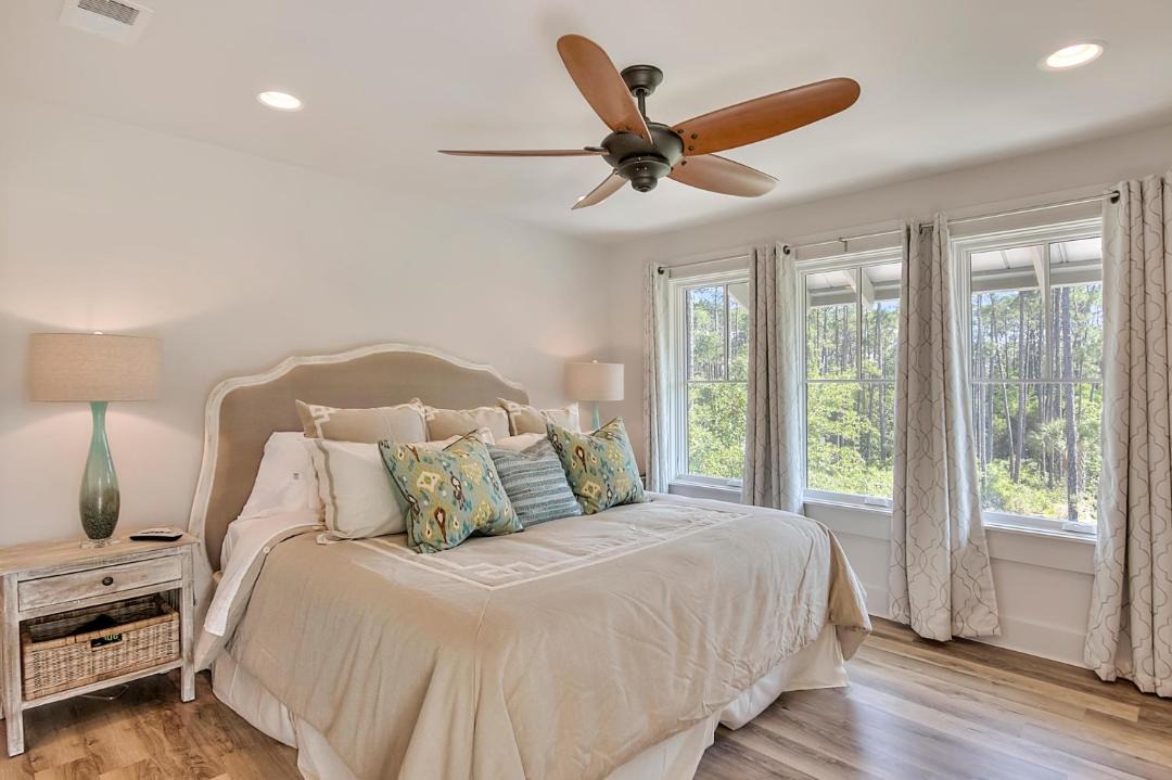 Photo of Bedroom in Treetop