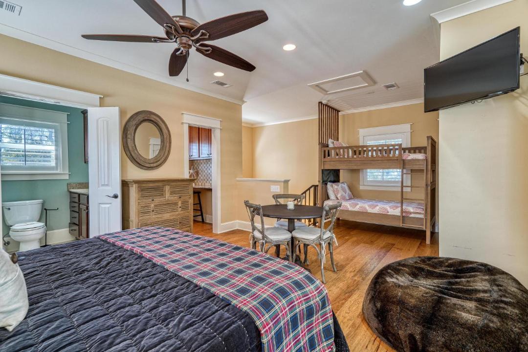 Photo of Bedroom in Sugarwood Beach
