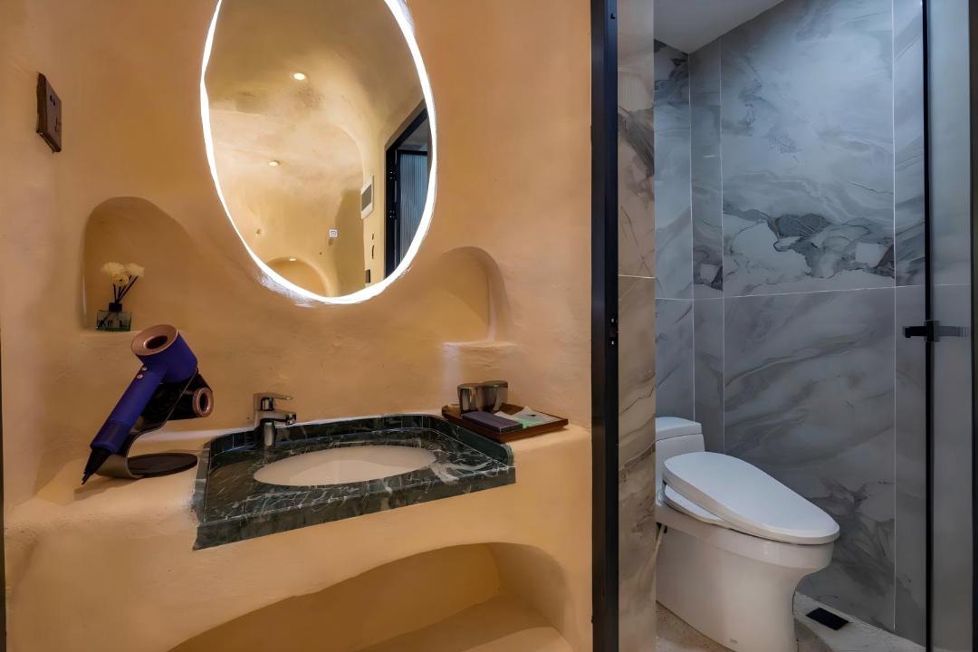 Photo of Bathroom in Jinghong