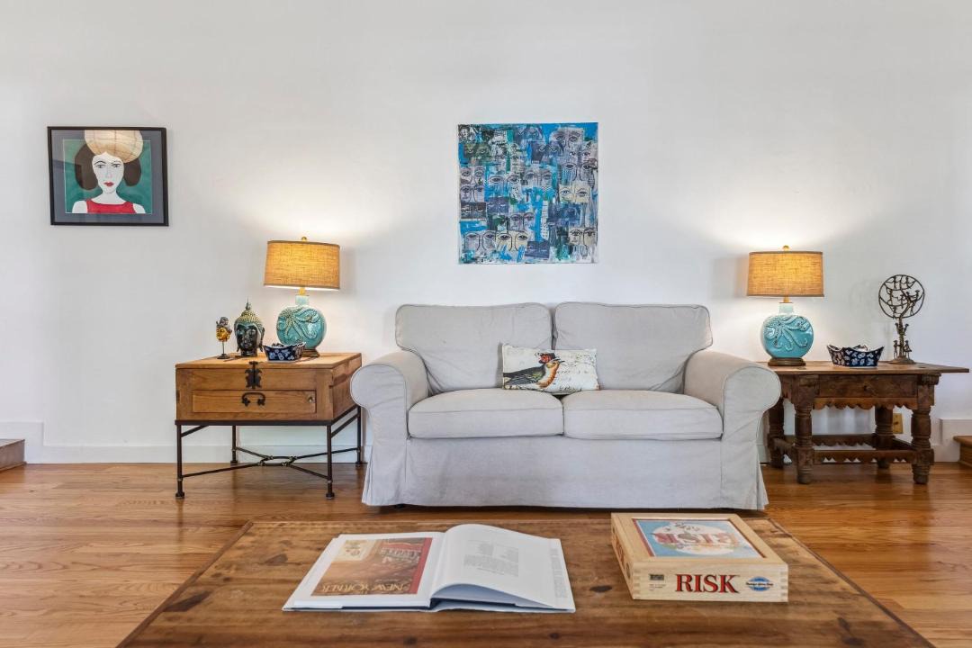 Photo of Livingroom in Pinecrest