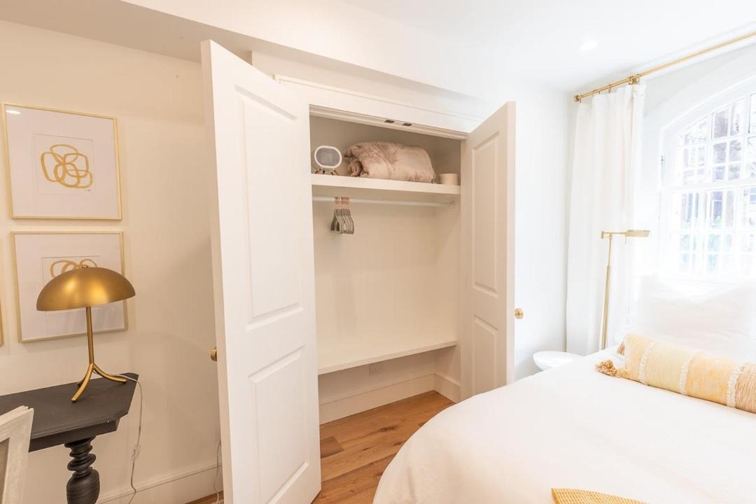 Photo of Bedroom in Dupont Circle